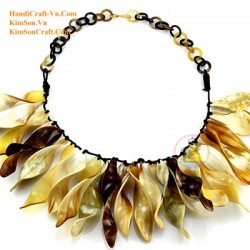 Natural horn necklace - Model 0100