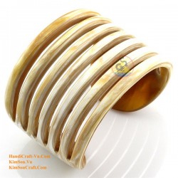 Natural circle horn necklace - Model 0009