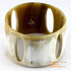 Natural circle horn necklace - Model 0009