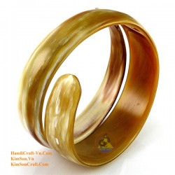 Natural circle horn necklace - Model 0009