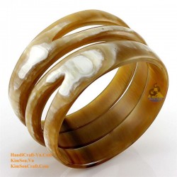 Natural circle horn necklace - Model 0009