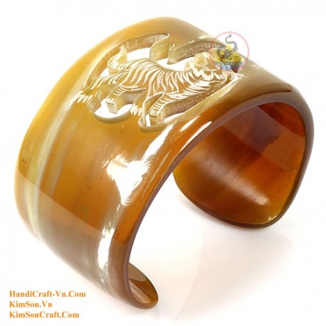 Natural circle horn necklace - Model 0009