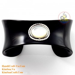 Natural circle horn necklace - Model 0009
