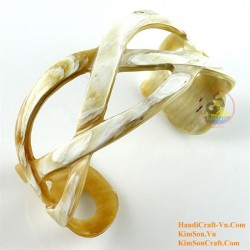 Natural circle horn necklace - Model 0009