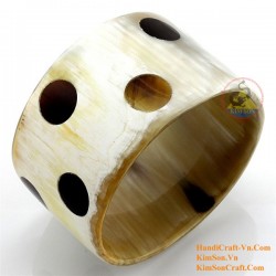 Natural circle horn necklace - Model 0009