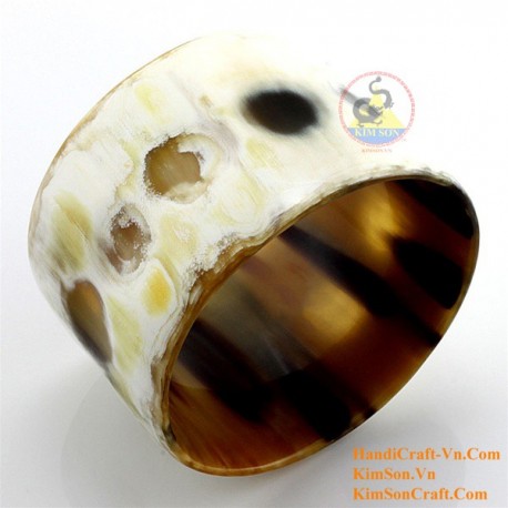 Natural circle horn necklace - Model 0009