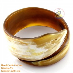 Natural circle horn necklace - Model 0009
