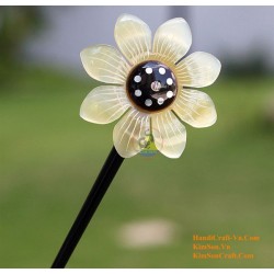 Sun Flower Organic Horn & Mother of Pearl Hair Stick 