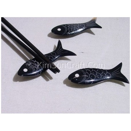 2cm x 5cm x 1cm - Chopsticks holder - Handmade from cattle white horn - Trapeziumshape shape