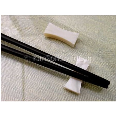 2cm x 5cm x 1cm - Chopsticks holder - Handmade from cattle white horn - Trapeziumshape shape
