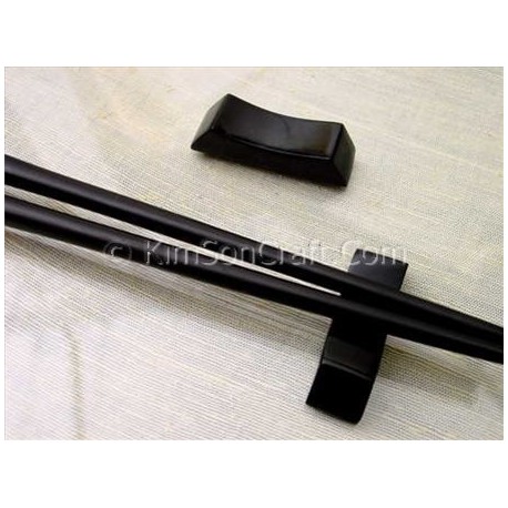 Chopsticks holder in black horn