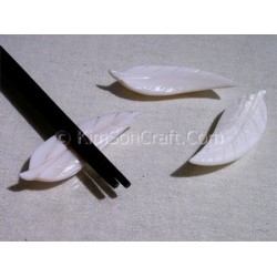 2cm x 5cm x 1cm - Chopsticks holder - Handmade from cattle white horn - Trapeziumshape shape