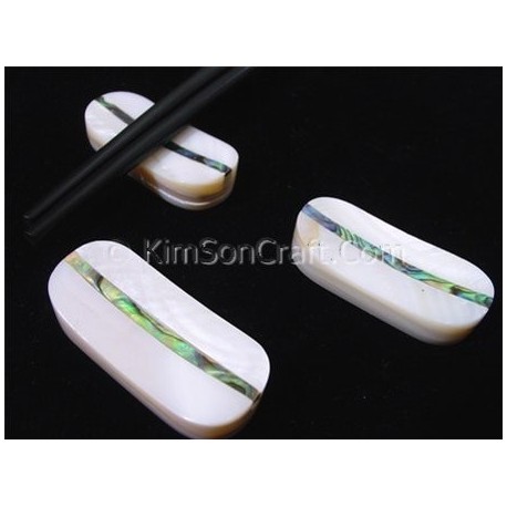 2cm x 5cm x 1cm - Chopsticks holder - Handmade from cattle white horn - Trapeziumshape shape