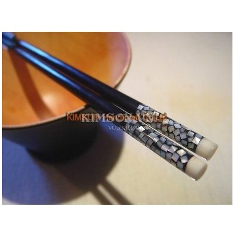 2cm x 5cm x 1cm - Chopsticks holder - Handmade from cattle white horn - Trapeziumshape shape