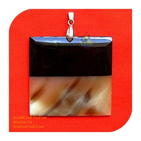 Exquisite Handmade Natural Shell Pendant Necklace