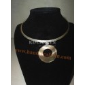 Necklace rigid choker 1 circle brown mother-of-pearl