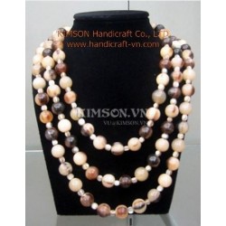 Necklace made of white marble water buffalo horn (130 ball horn)