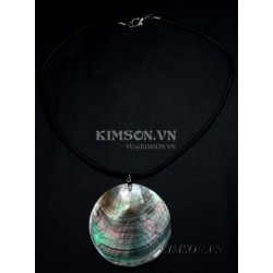 Pendant circle handmade from black AAA mother-of-pearl