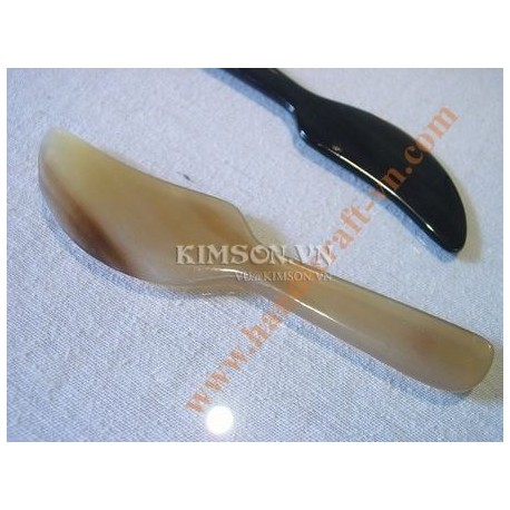 Butter knife - Letter opener made of white horn with vein